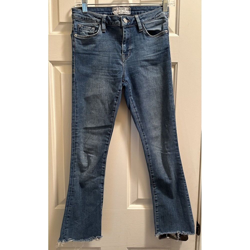 We The Free People Jeans Frayed Bottom ‎ Denim Size 24